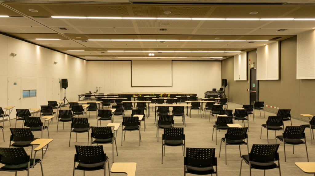 Salón 3 - Punto Clave -Frontal